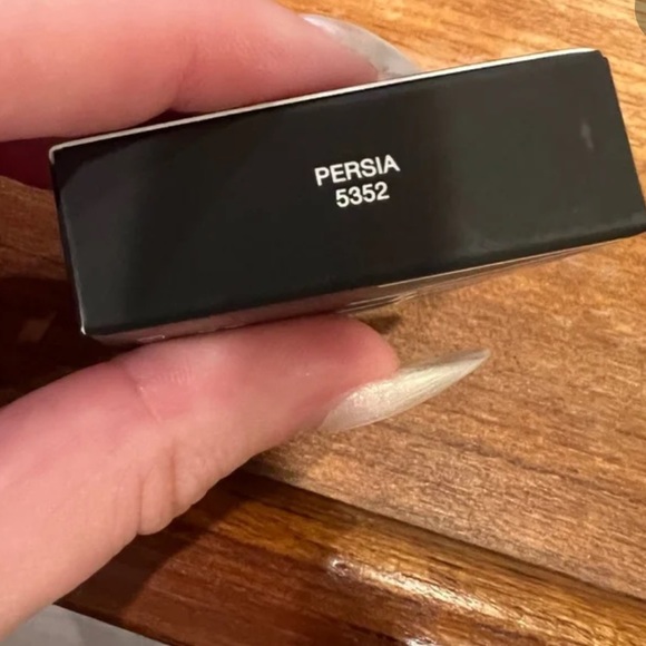 BUNDLE - NARS Single Shadow - Picture 2 of 2